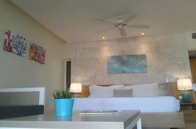 Hotel Vista Sol Punta Cana room